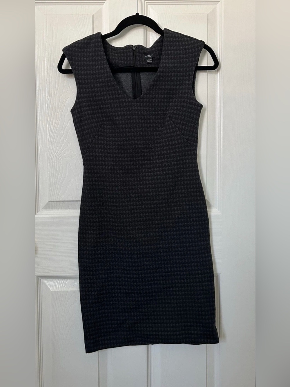 Ann Taylor Black Houndstooth Sheath Dress